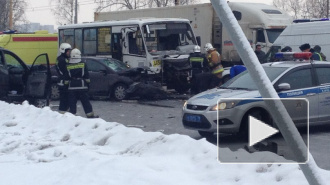 Появилось видео с жуткой аварией на Маршала Жукова