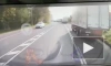 Момент ДТП с мотоциклистом на Пискаревском попал на видео