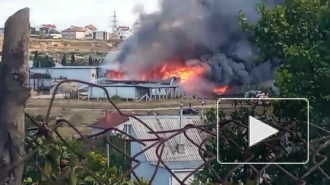 Пожарные ликвидировали возгорание на мебельном складе в Севастополе 