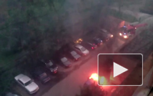 Парень, который сжег "Ягуар" у автоледи на Мебельной, попал на видео