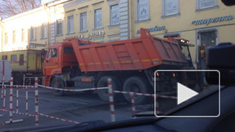 На Измайловском проспекте прорвало трубу. Дома остывают