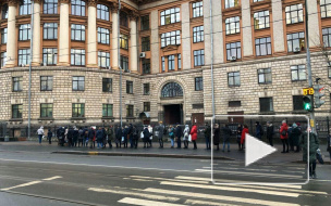 Сотрудникам "Атомпроект" перед входом на работу измеряют температуру 