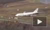 Видео: В Канаде грузовой Boeing 747 совершил жесткую посадку и выехал за ВПП