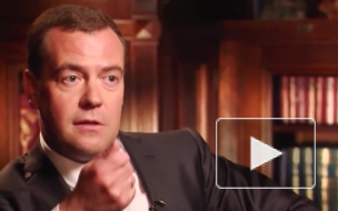 Медведев поручил доработать налоговый режим для самозанятого населения