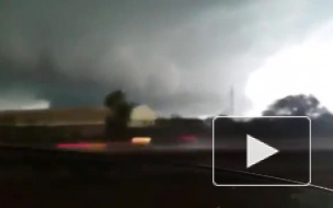  Видео: мощный торнадо в Луизиане (США)