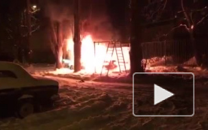 Появилось видео взрыва автомобиля на детской площадке в Воронеже