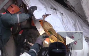 Появилось видео спасения 11-месячного малыша из завалов дома в Магнитогорске