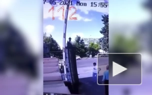 Момент ранения из пистолета помощницы российского депутата попал на видео